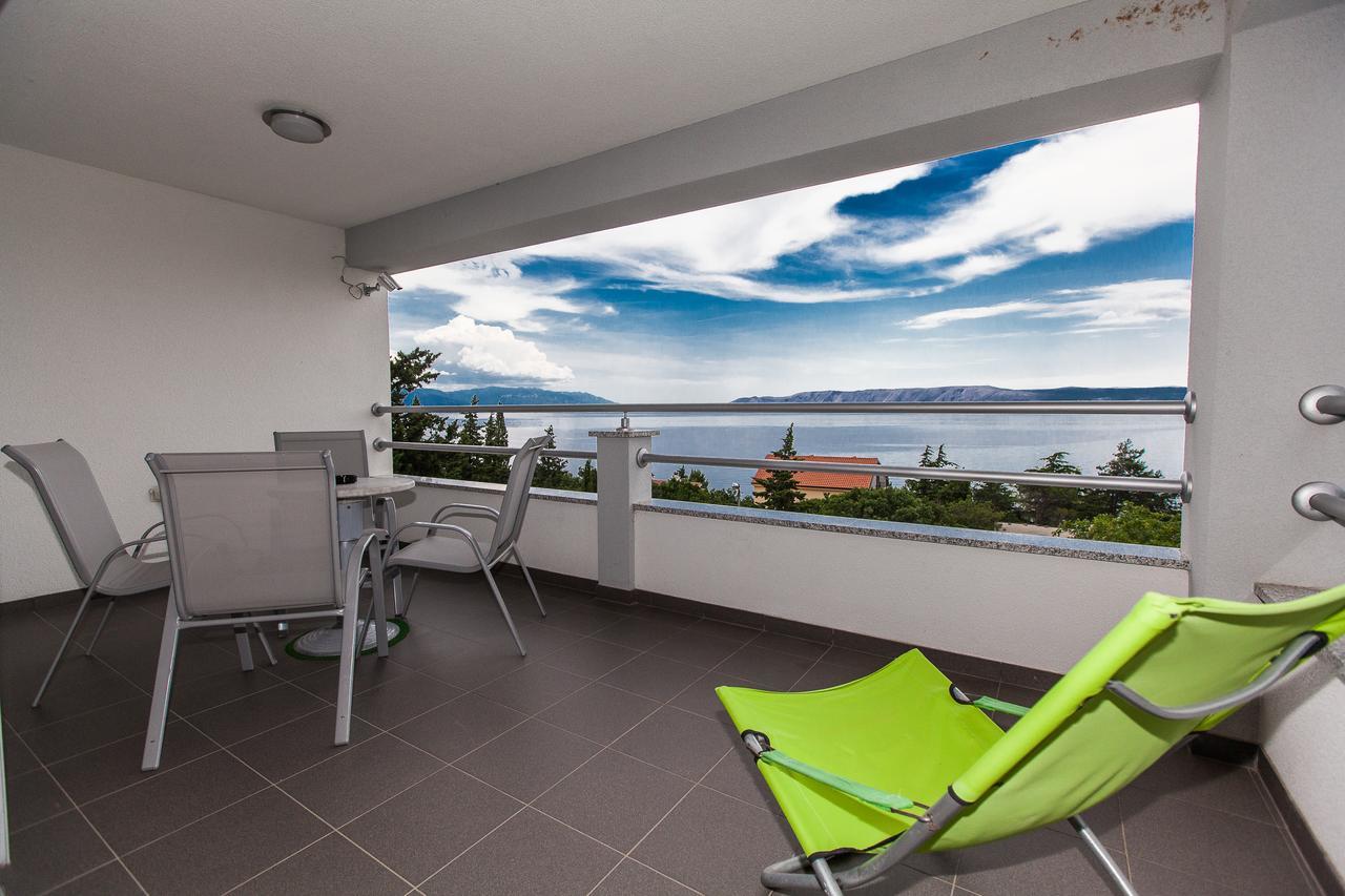 Apartments Vista Novi Vinodolski Kültér fotó