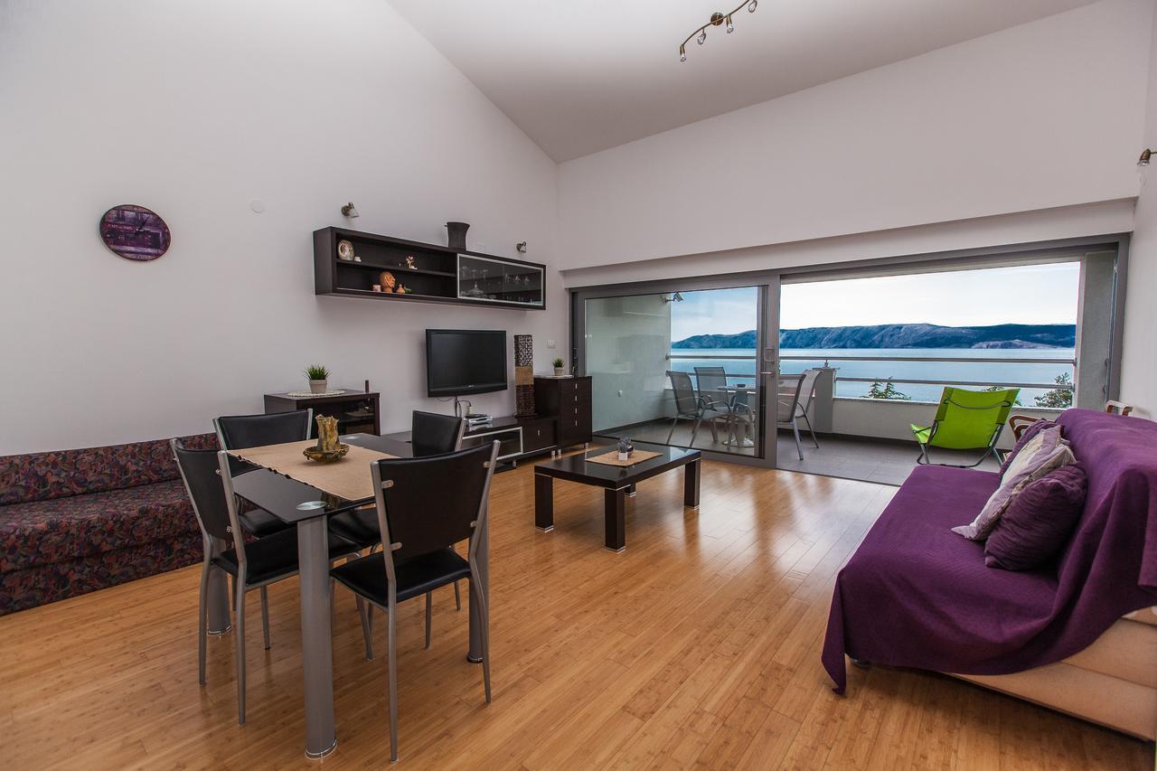 Apartments Vista Novi Vinodolski Kültér fotó