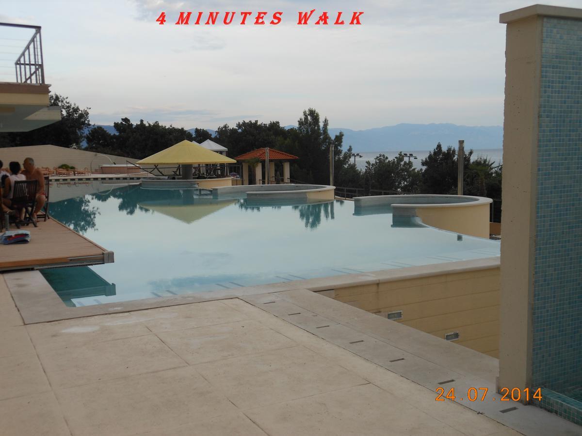 Apartments Vista Novi Vinodolski Kültér fotó